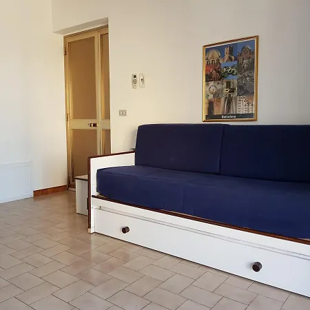 Papiro Aparthotel *